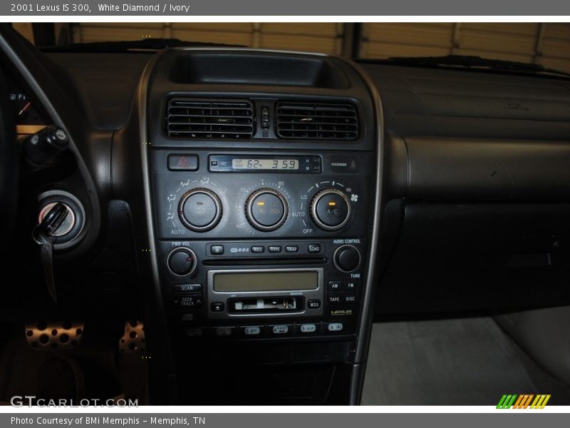 White Diamond / Ivory 2001 Lexus IS 300