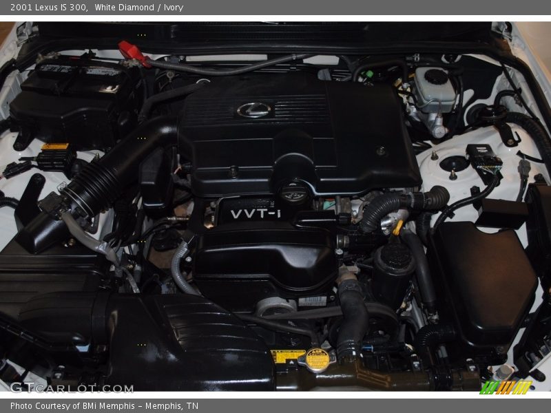 White Diamond / Ivory 2001 Lexus IS 300