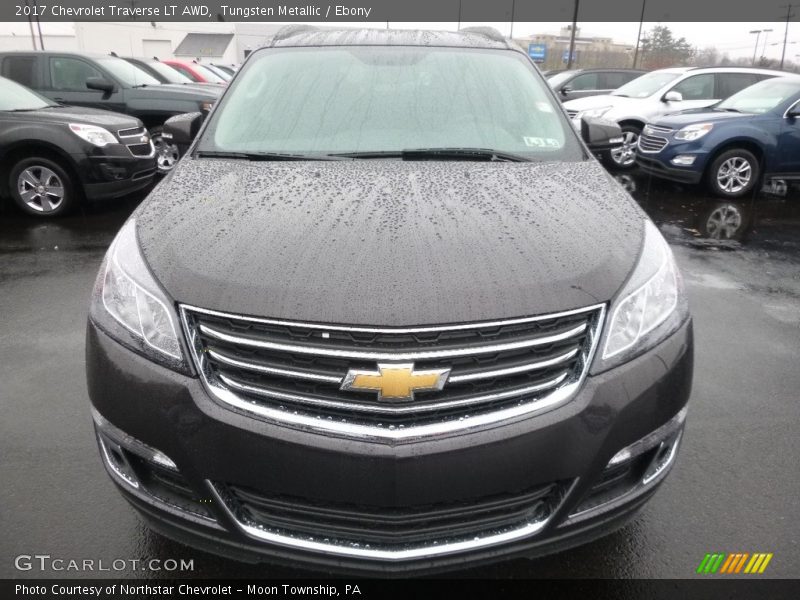 Tungsten Metallic / Ebony 2017 Chevrolet Traverse LT AWD