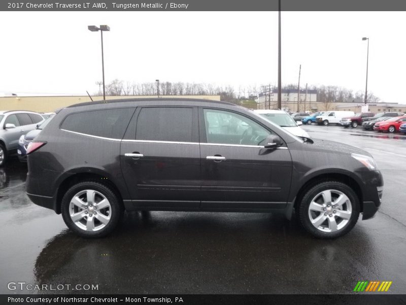 Tungsten Metallic / Ebony 2017 Chevrolet Traverse LT AWD