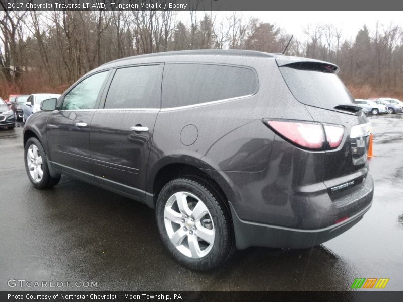 Tungsten Metallic / Ebony 2017 Chevrolet Traverse LT AWD