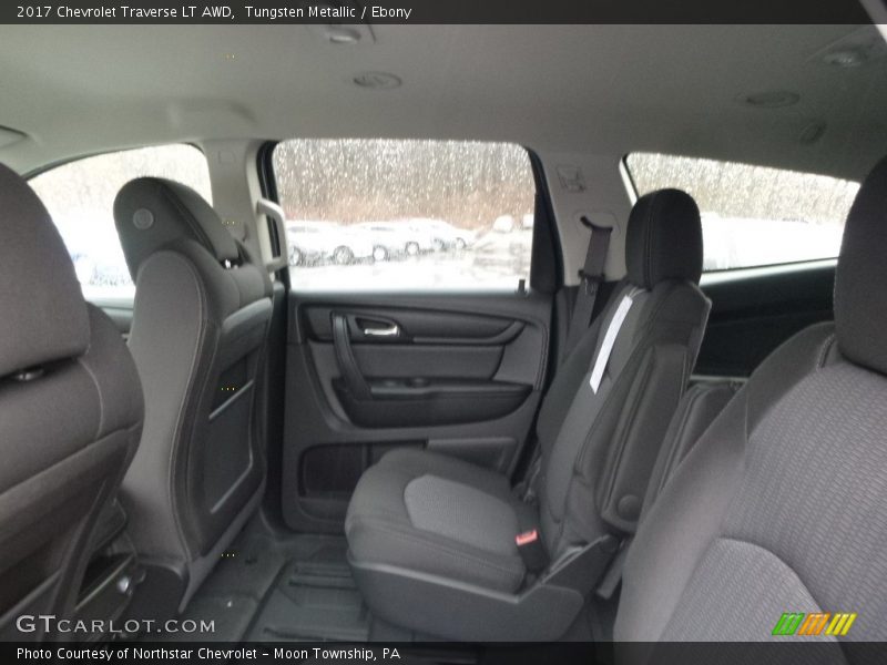 Tungsten Metallic / Ebony 2017 Chevrolet Traverse LT AWD