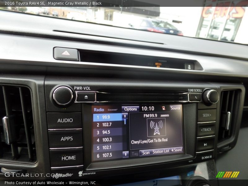Magnetic Gray Metallic / Black 2016 Toyota RAV4 SE