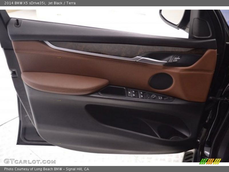 Jet Black / Terra 2014 BMW X5 sDrive35i