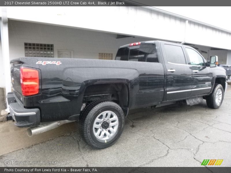 Black / Jet Black 2017 Chevrolet Silverado 2500HD LTZ Crew Cab 4x4