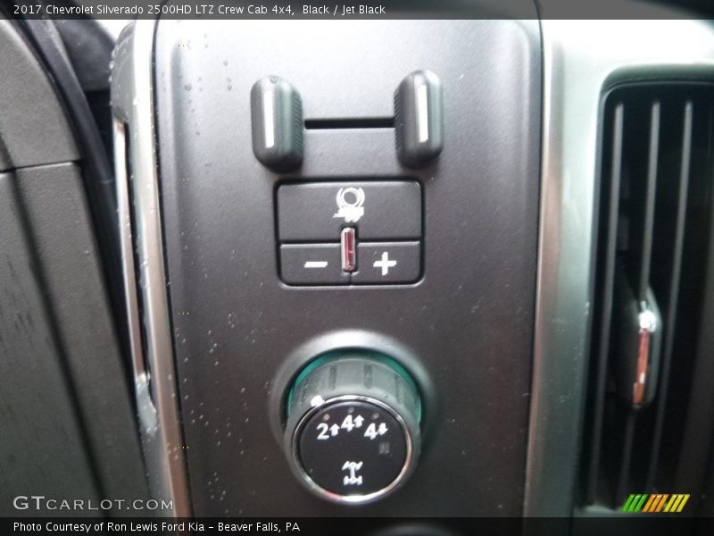 Black / Jet Black 2017 Chevrolet Silverado 2500HD LTZ Crew Cab 4x4