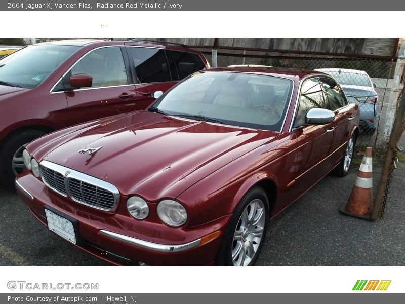 Radiance Red Metallic / Ivory 2004 Jaguar XJ Vanden Plas