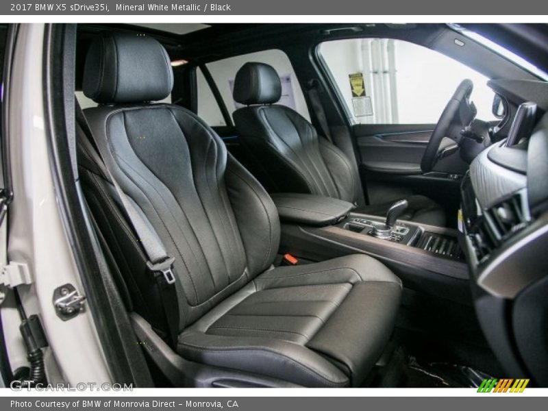 Mineral White Metallic / Black 2017 BMW X5 sDrive35i