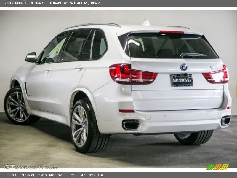 Mineral White Metallic / Black 2017 BMW X5 sDrive35i