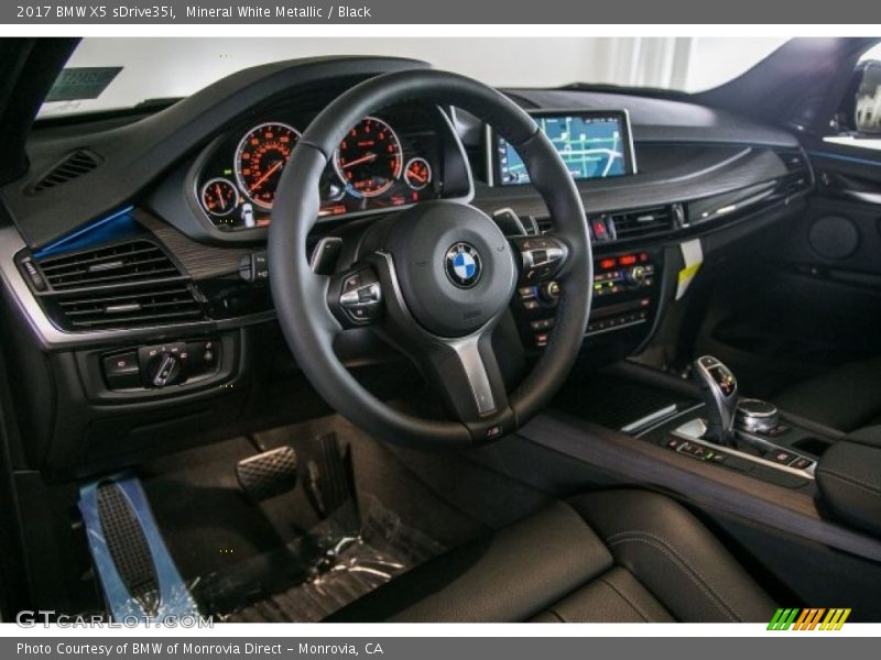 Mineral White Metallic / Black 2017 BMW X5 sDrive35i