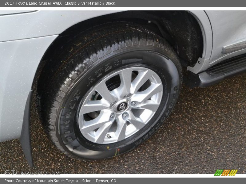 Classic Silver Metallic / Black 2017 Toyota Land Cruiser 4WD