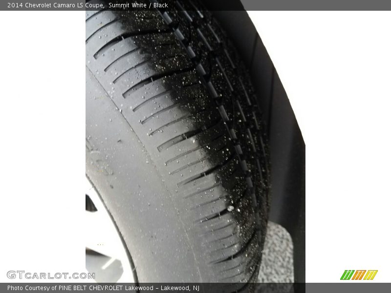 Summit White / Black 2014 Chevrolet Camaro LS Coupe