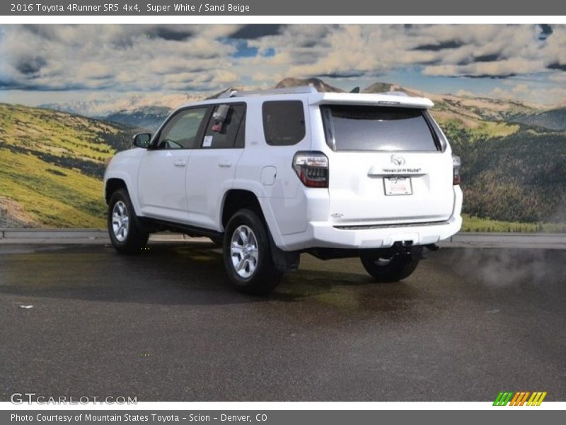 Super White / Sand Beige 2016 Toyota 4Runner SR5 4x4