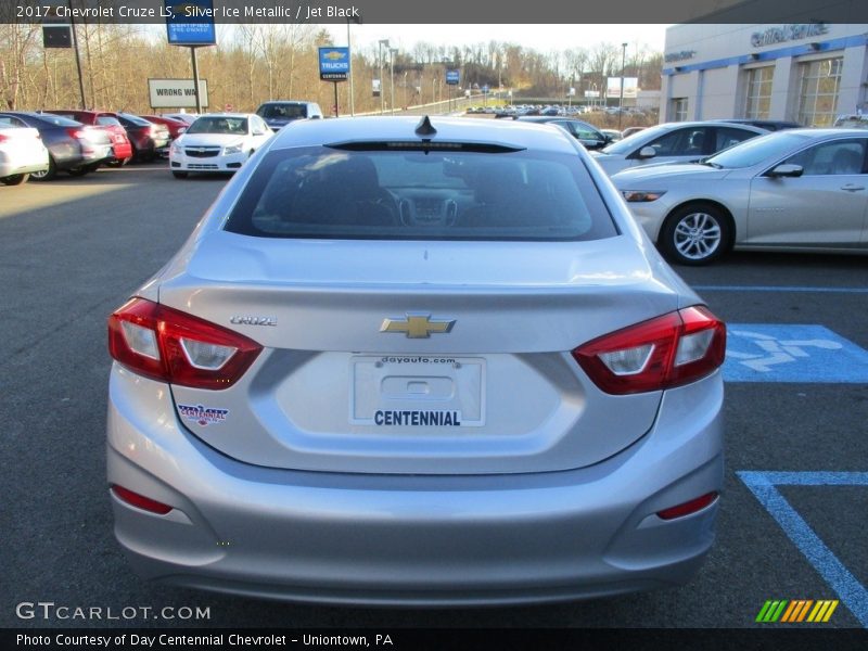 Silver Ice Metallic / Jet Black 2017 Chevrolet Cruze LS