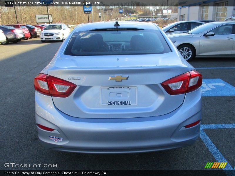 Arctic Blue Metallic / Jet Black 2017 Chevrolet Cruze LS