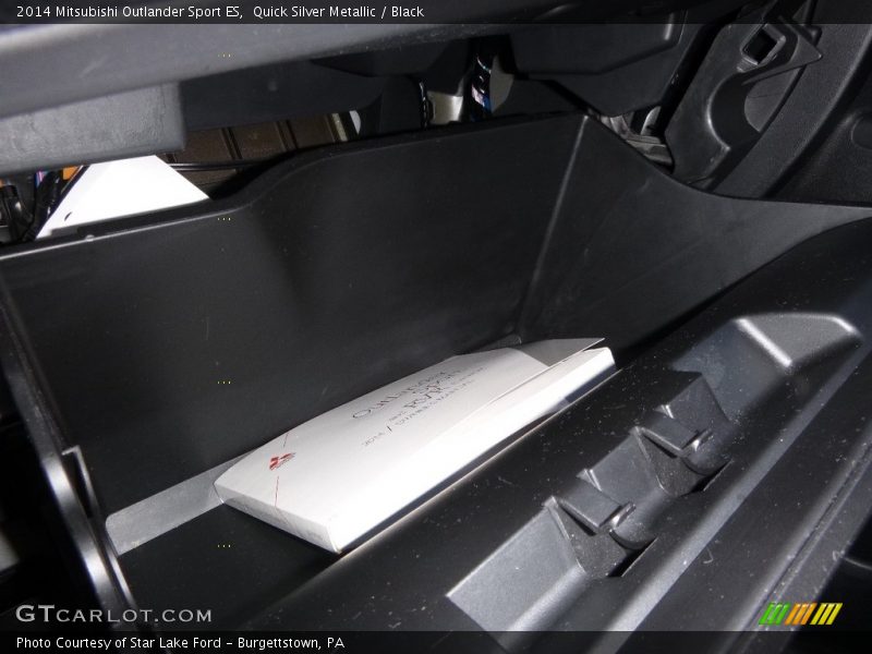 Quick Silver Metallic / Black 2014 Mitsubishi Outlander Sport ES