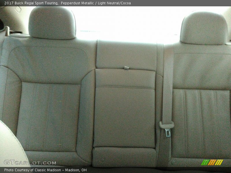 Pepperdust Metallic / Light Neutral/Cocoa 2017 Buick Regal Sport Touring
