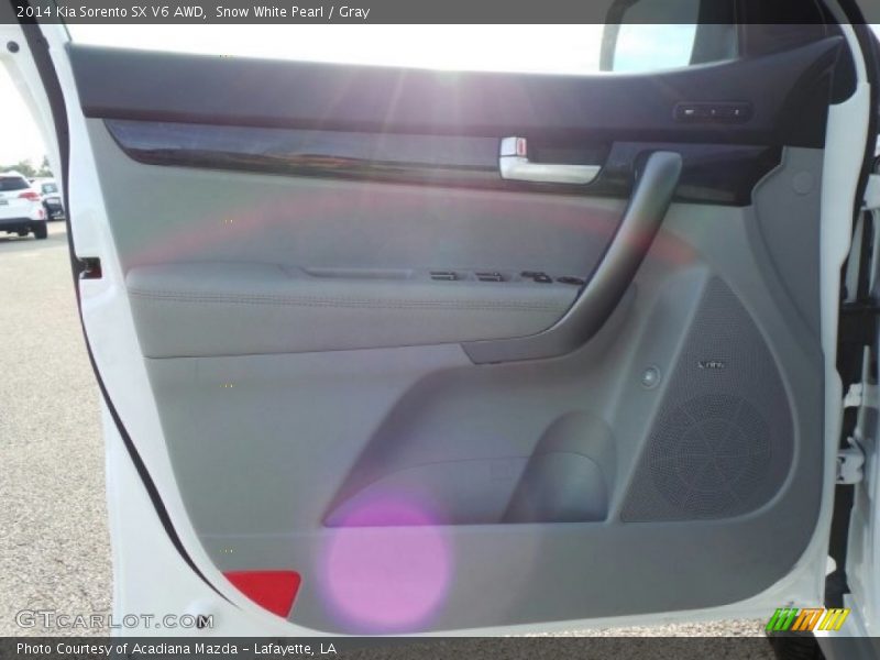 Snow White Pearl / Gray 2014 Kia Sorento SX V6 AWD