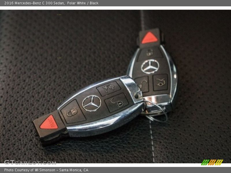 Polar White / Black 2016 Mercedes-Benz C 300 Sedan