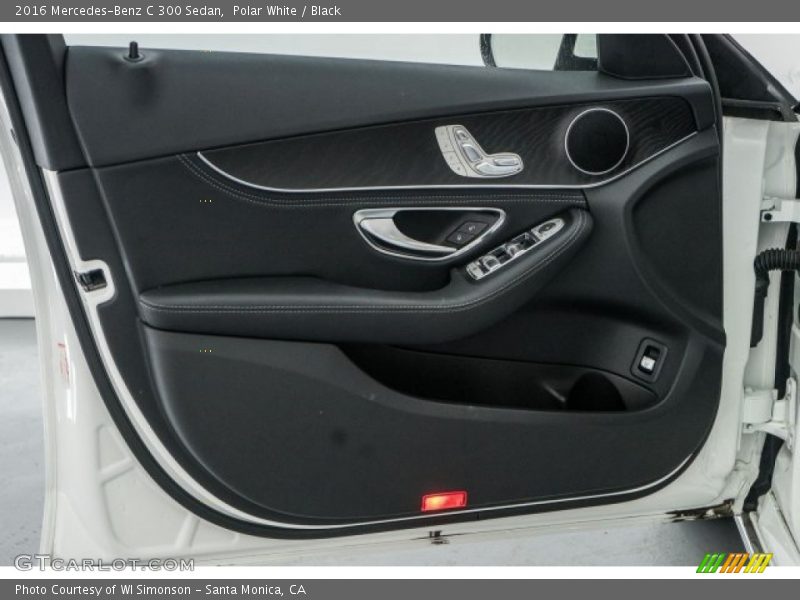 Polar White / Black 2016 Mercedes-Benz C 300 Sedan