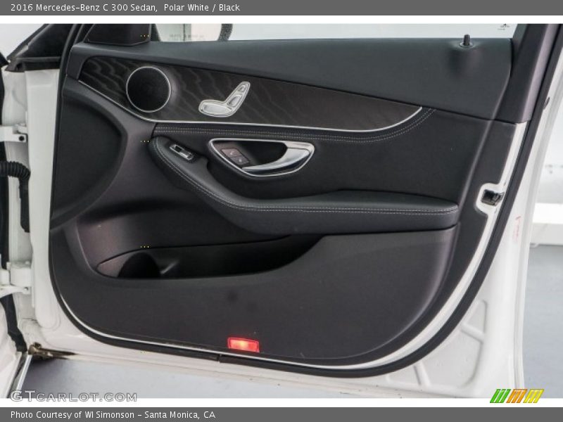 Polar White / Black 2016 Mercedes-Benz C 300 Sedan