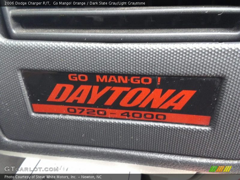 Go Mango! Orange / Dark Slate Gray/Light Graystone 2006 Dodge Charger R/T