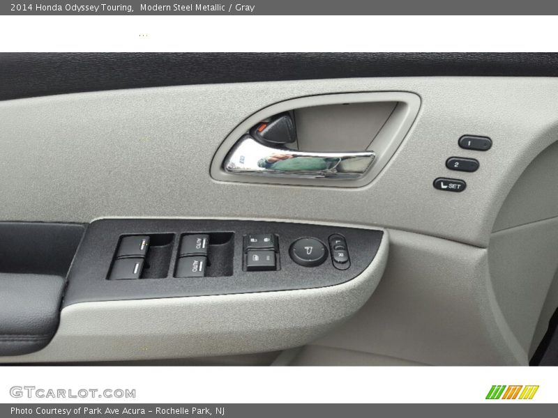 Modern Steel Metallic / Gray 2014 Honda Odyssey Touring