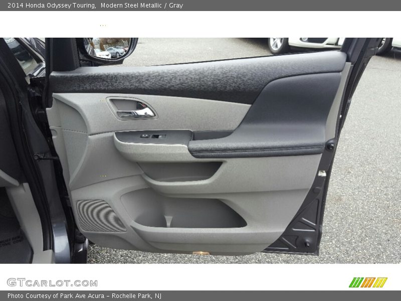 Modern Steel Metallic / Gray 2014 Honda Odyssey Touring