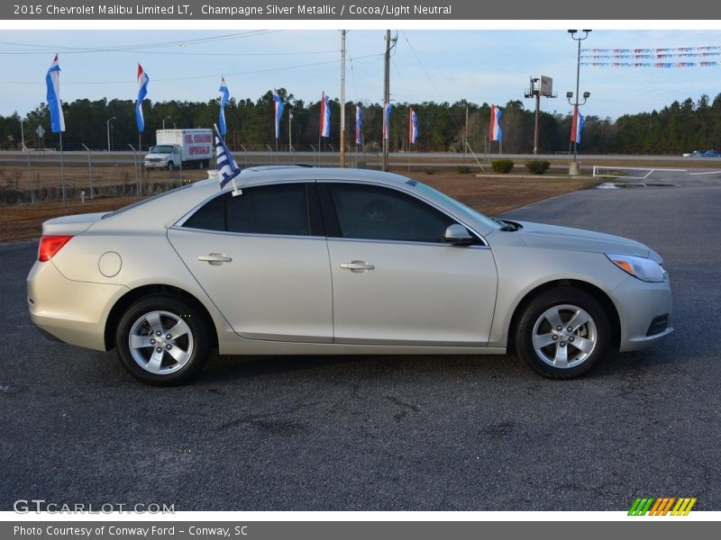 Champagne Silver Metallic / Cocoa/Light Neutral 2016 Chevrolet Malibu Limited LT
