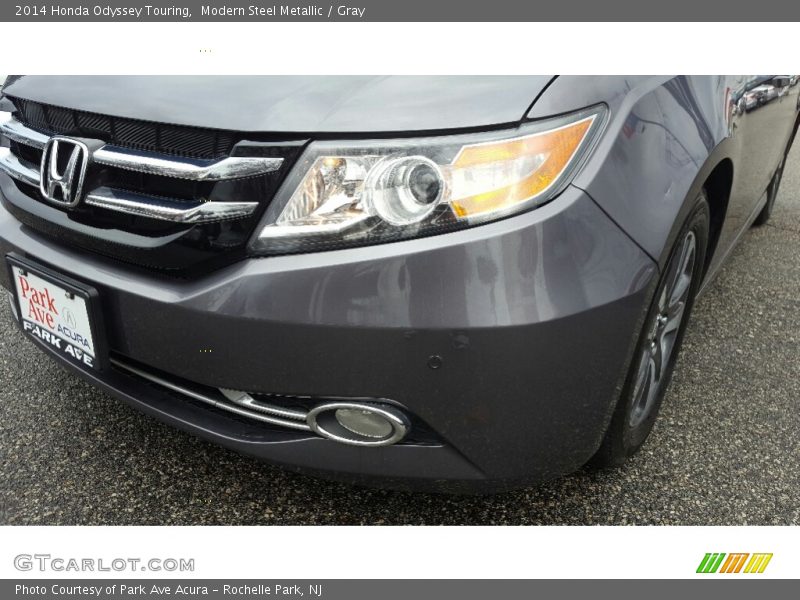 Modern Steel Metallic / Gray 2014 Honda Odyssey Touring