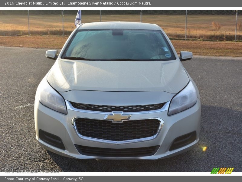 Champagne Silver Metallic / Cocoa/Light Neutral 2016 Chevrolet Malibu Limited LT