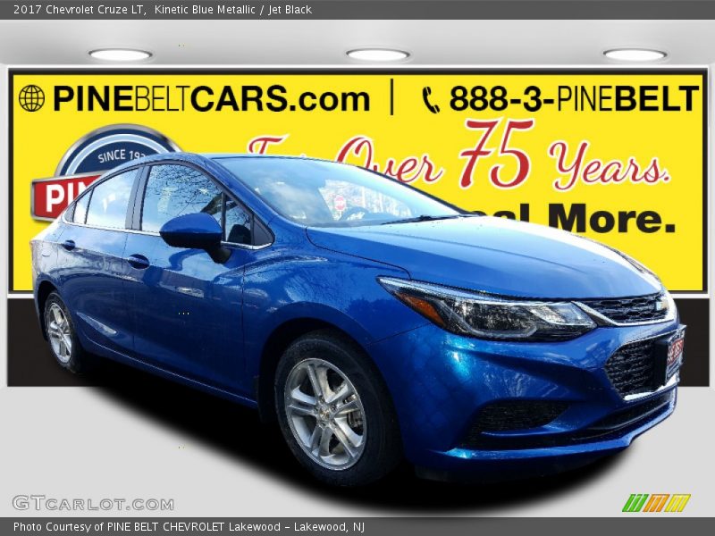 Kinetic Blue Metallic / Jet Black 2017 Chevrolet Cruze LT