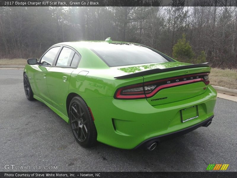 Green Go / Black 2017 Dodge Charger R/T Scat Pack