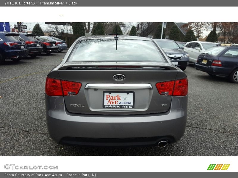 Titanium Silver / Black 2011 Kia Forte SX