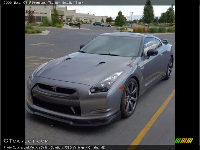 Titanium Metallic / Black 2009 Nissan GT-R Premium