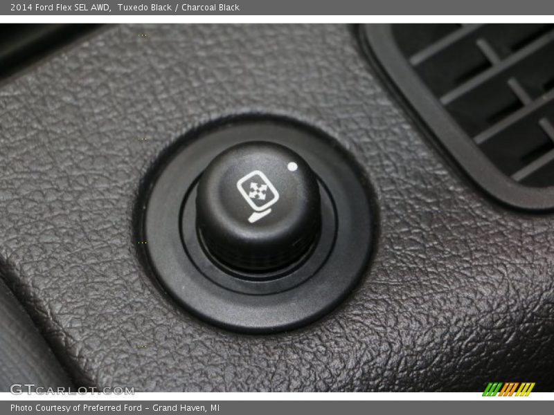 Tuxedo Black / Charcoal Black 2014 Ford Flex SEL AWD