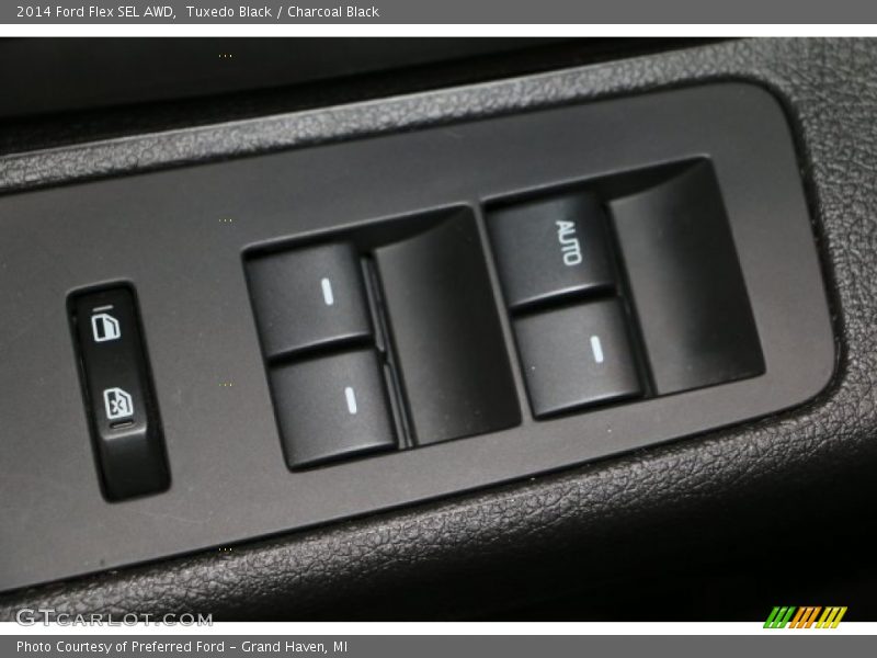Tuxedo Black / Charcoal Black 2014 Ford Flex SEL AWD