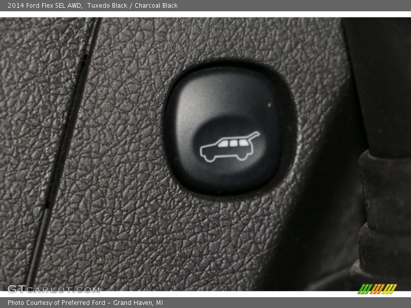 Tuxedo Black / Charcoal Black 2014 Ford Flex SEL AWD