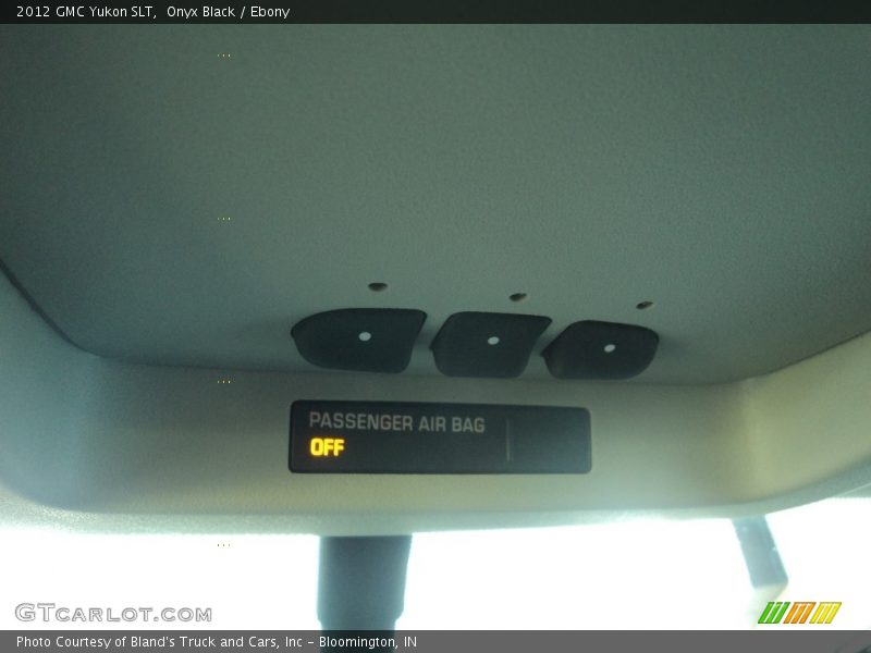 Onyx Black / Ebony 2012 GMC Yukon SLT