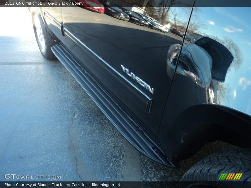 Onyx Black / Ebony 2012 GMC Yukon SLT