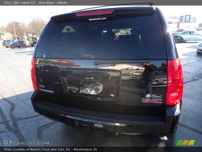 Onyx Black / Ebony 2012 GMC Yukon SLT