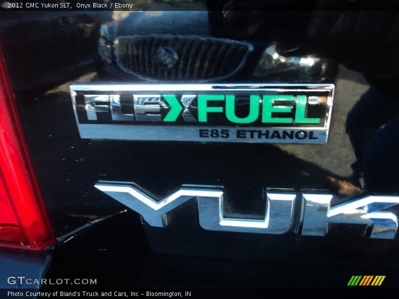 Onyx Black / Ebony 2012 GMC Yukon SLT