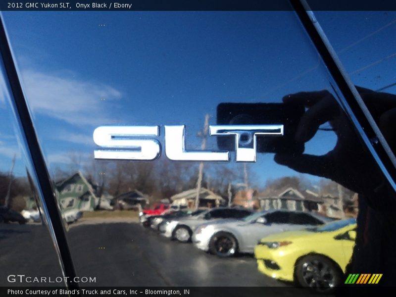 Onyx Black / Ebony 2012 GMC Yukon SLT
