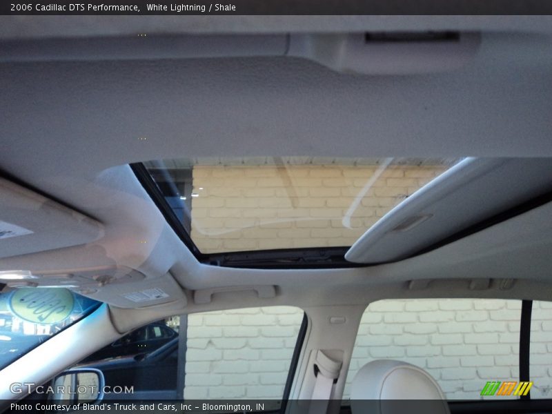 White Lightning / Shale 2006 Cadillac DTS Performance