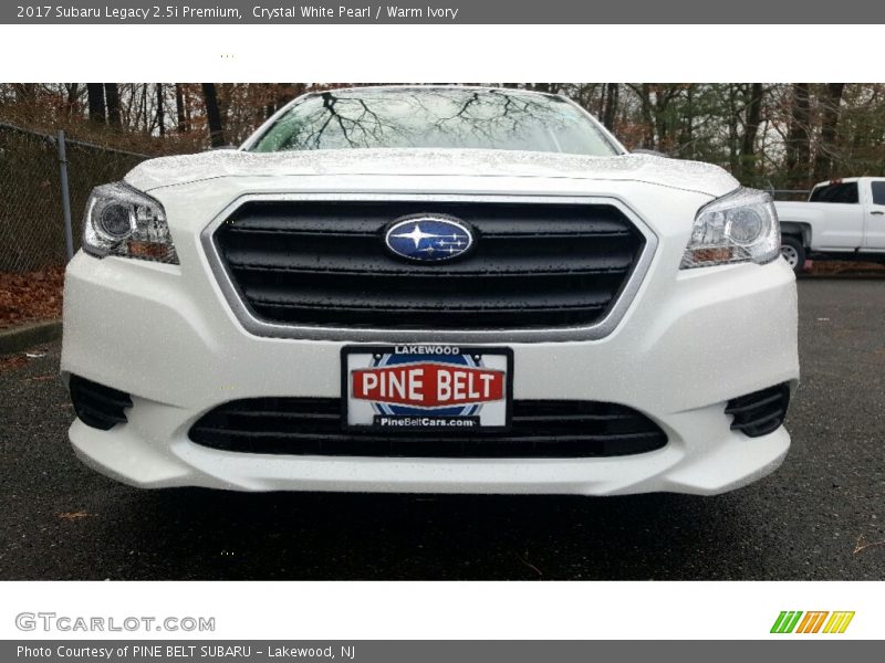 Crystal White Pearl / Warm Ivory 2017 Subaru Legacy 2.5i Premium
