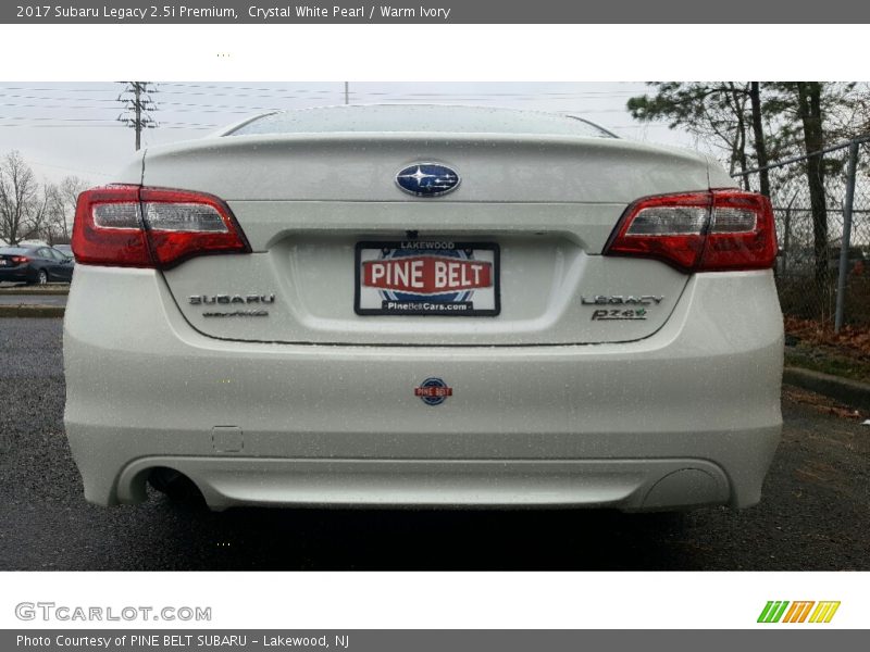 Crystal White Pearl / Warm Ivory 2017 Subaru Legacy 2.5i Premium