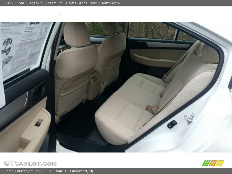 Crystal White Pearl / Warm Ivory 2017 Subaru Legacy 2.5i Premium