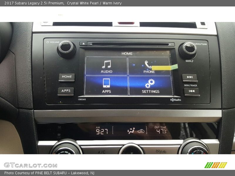 Crystal White Pearl / Warm Ivory 2017 Subaru Legacy 2.5i Premium