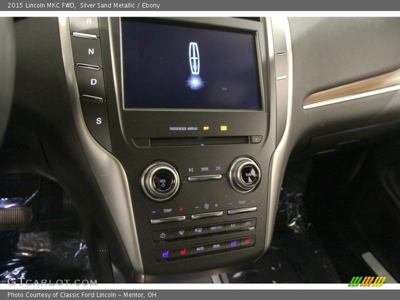 Silver Sand Metallic / Ebony 2015 Lincoln MKC FWD
