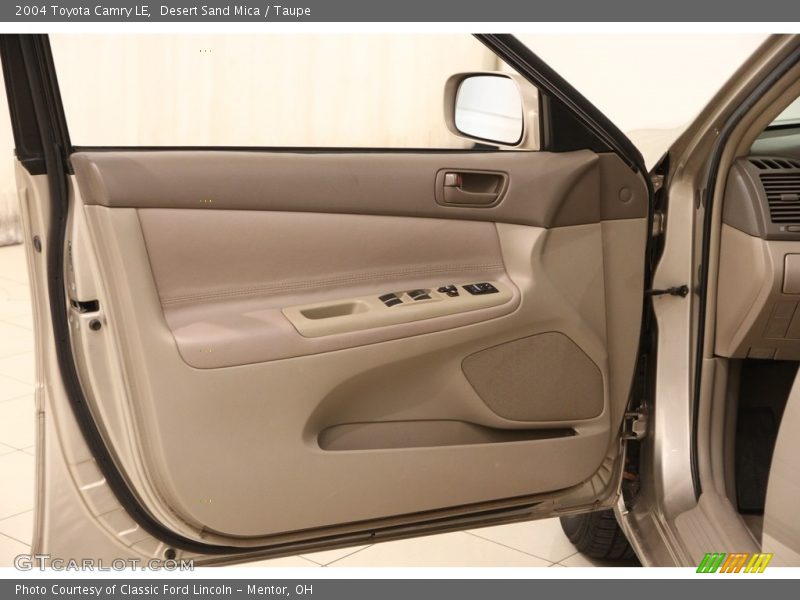Desert Sand Mica / Taupe 2004 Toyota Camry LE